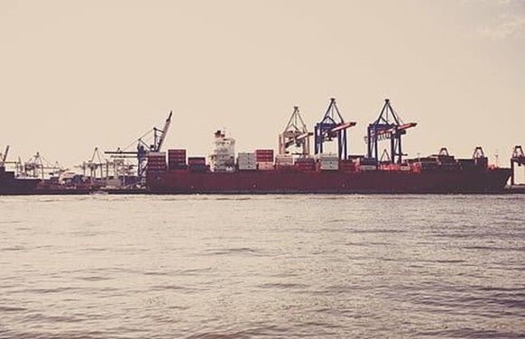 بازارهای عمده‌فروشی و نمایشگاه‌های تجاری گوانجو